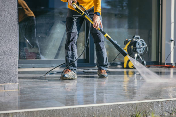 Best Warehouse Cleaning  in Lincoln Center, KS